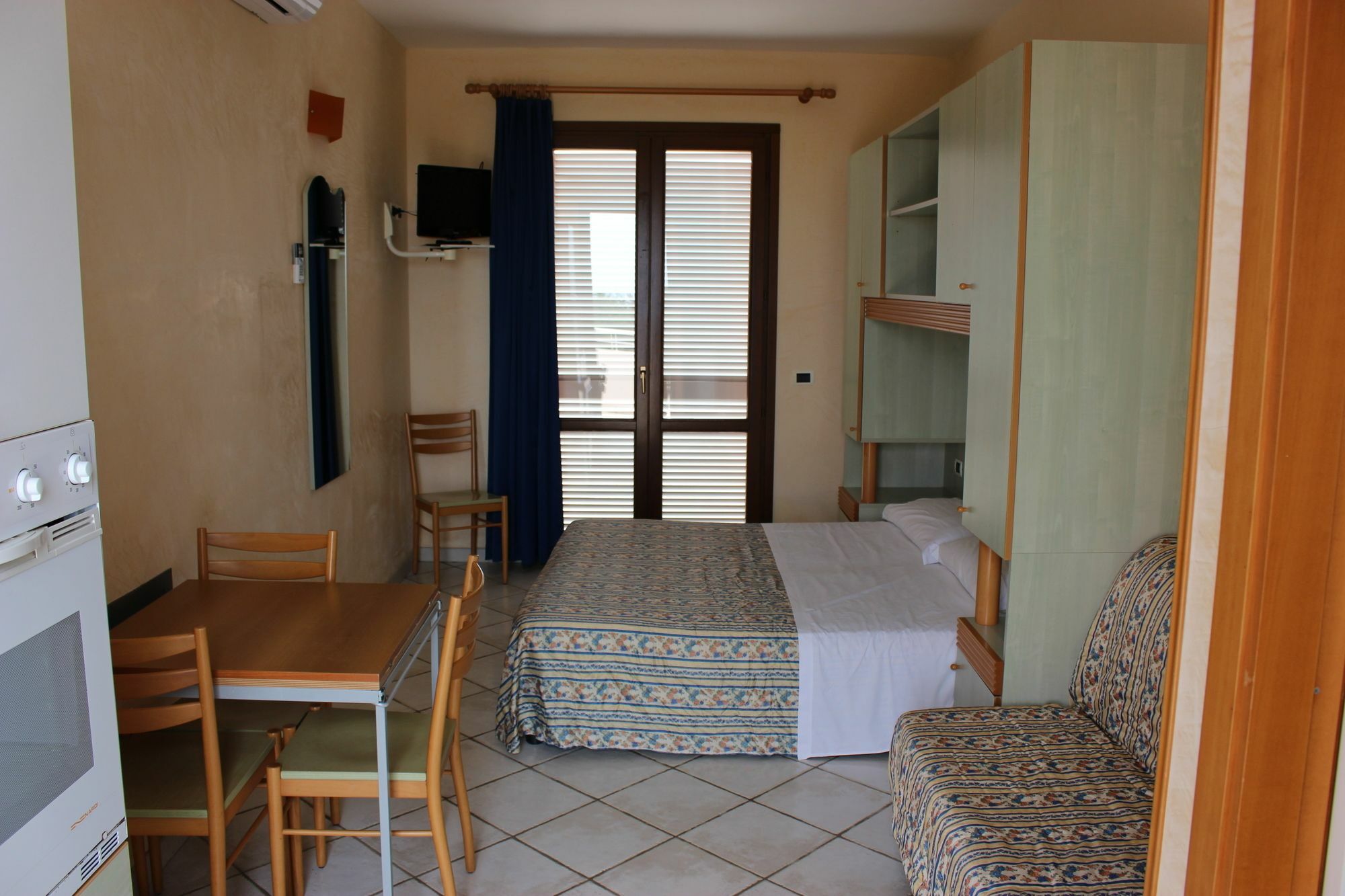 Aparthotel Tramonti Sant Isidoro (Apulia)